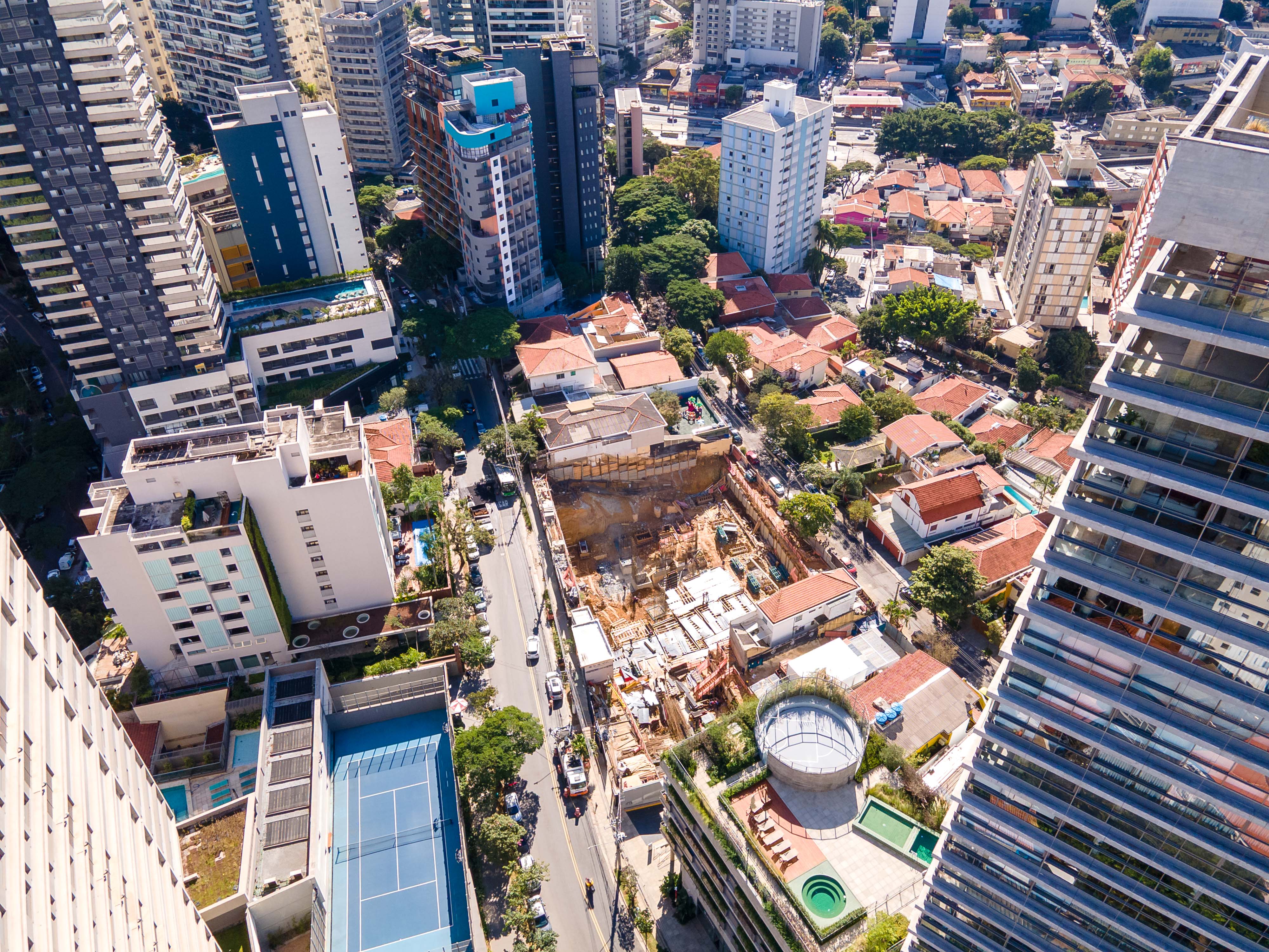 Imagem da obra em andamento